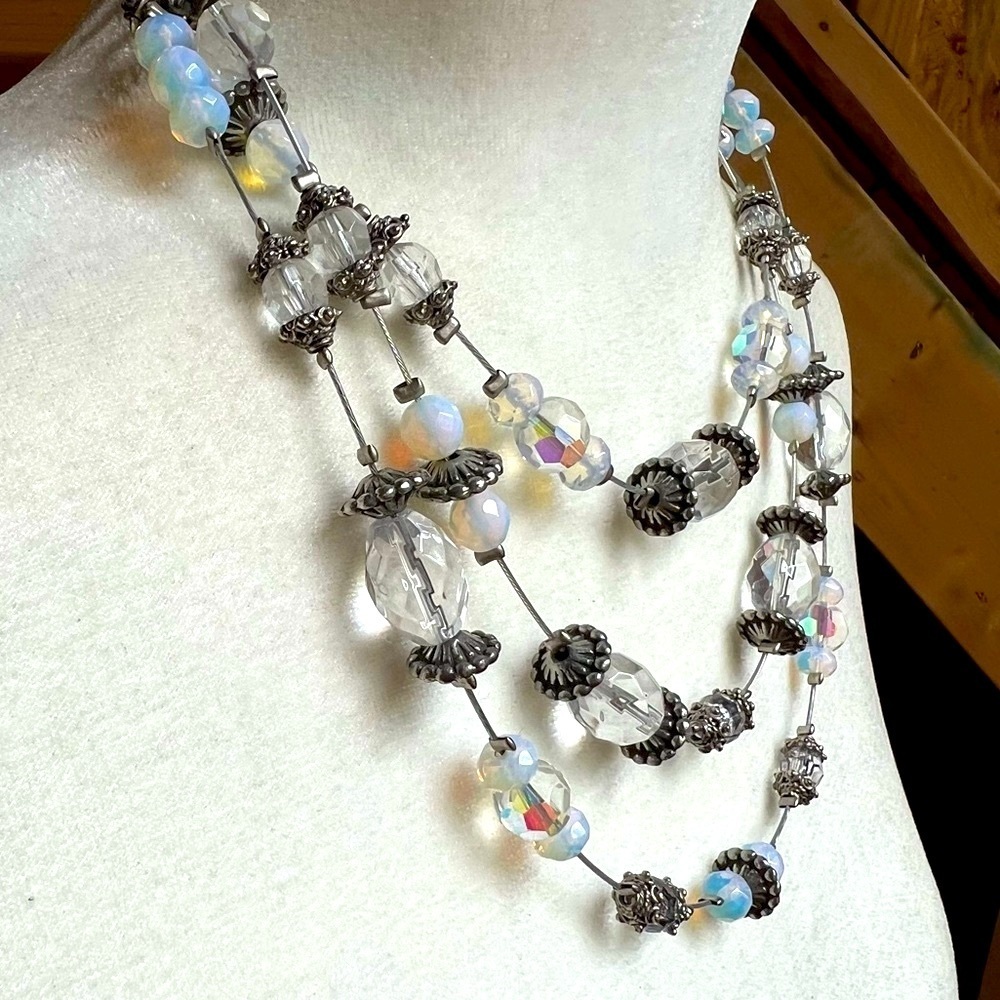 Vintage Multi Strand Faceted beads clear silver tone moonstones strands necklace